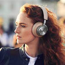 Get the Best Noise Canceling Headphone Deals in 2023